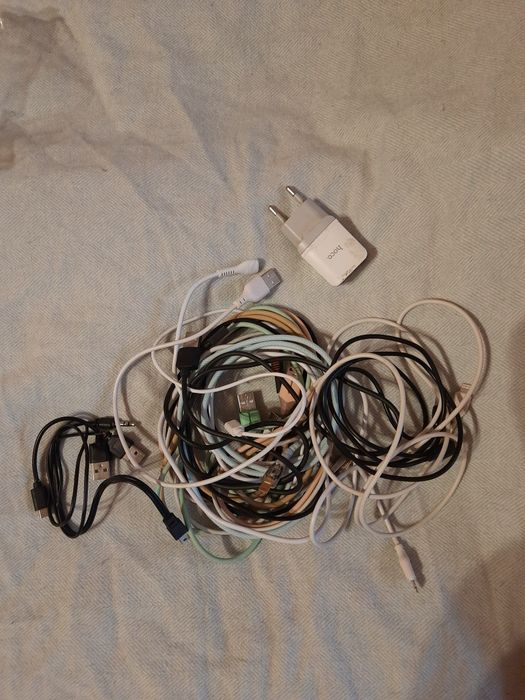 Бесплатно отдам usb