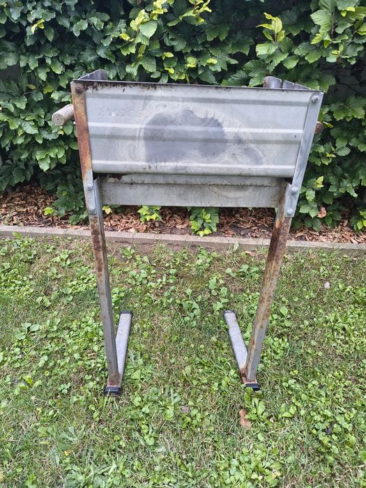 Grill ogrodowy  Enders