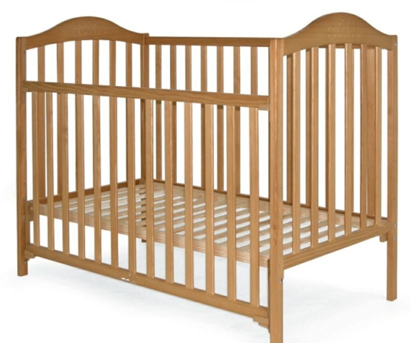 Cama de madeira para Bébe.