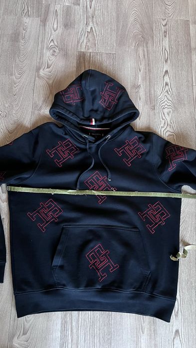 Худи Tommy Hilfiger тёплое