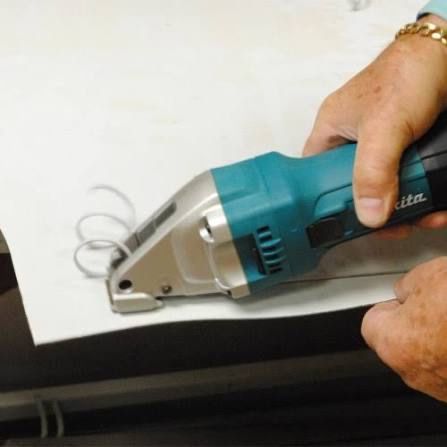 Nożyce do blachy Makita JS1601