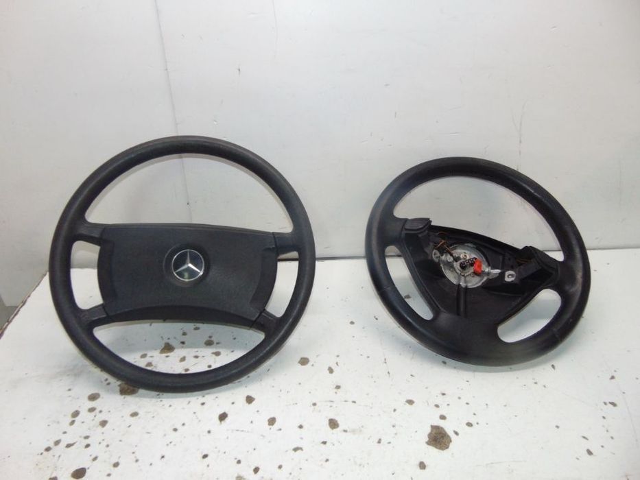Mercedes 190 e VW sharan volantes