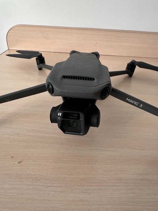 DJI Mavic 3, 1001
