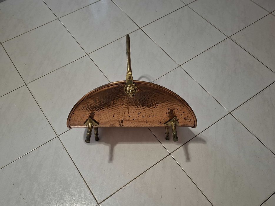 Cesto de cobre para lenha, vintage
