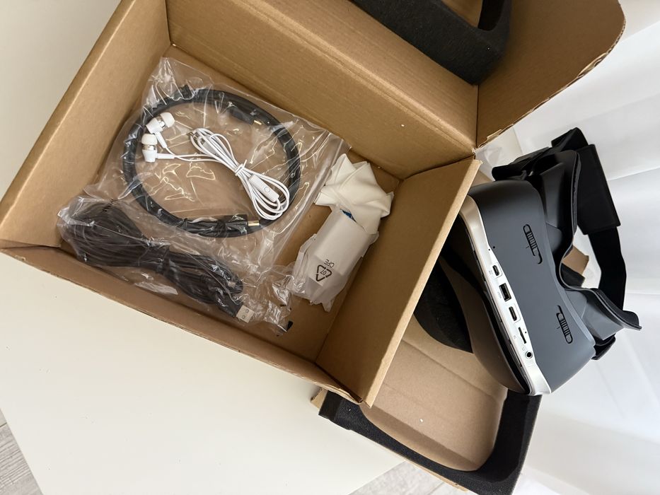 Універсальна гарнітура віртуальної реальності, VR glasses