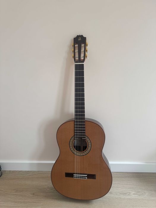 Gitara klasyczna ADMIRA A10- stan idealny, sprzęt 6-miesięczny
