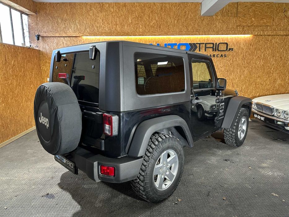 JEEP Wrangler 2.8CRD Nacional Distribuição Feita