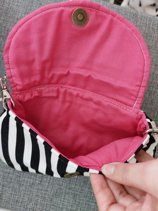 Carteira feita à mão