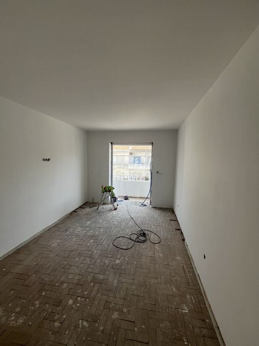 Pintor e barrador a proucura de trabalho