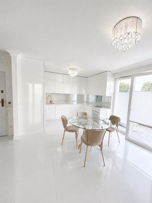 Bezpośrednio | 47,3 m² | 50 m² słonecznego tarasu | 2 miejsca w hali | Osiedle Śliwkowe – Warzymice