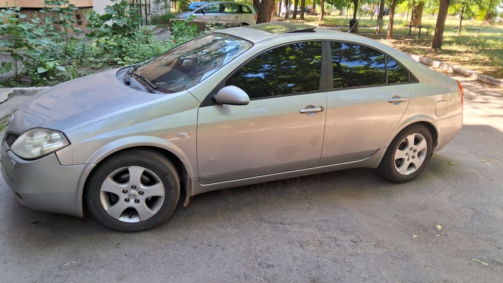 Nissan Primera P12
