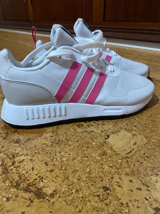 Ténis Adidas nr. 38