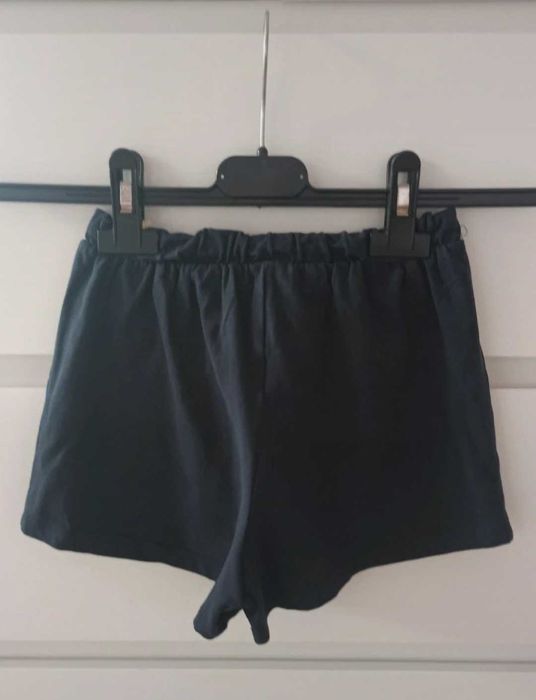 Spodenki z kokardą rozmiar 110