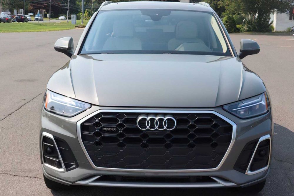Audi Q5      2024