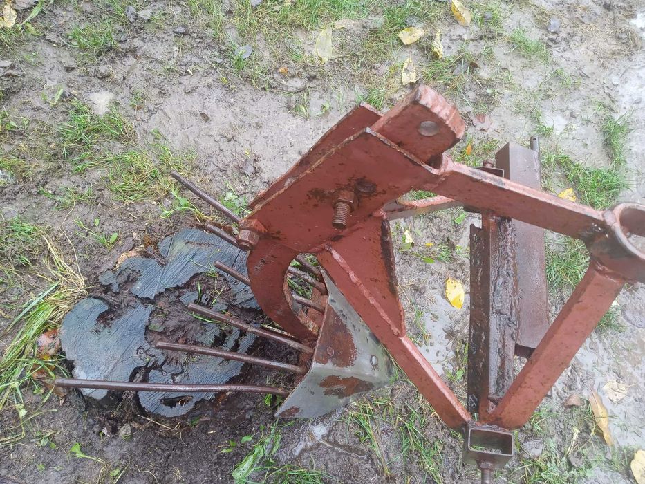 Трактор Т012 1992 р+ктн+вгортач+картоплесажалка+оприскувач+розгорач