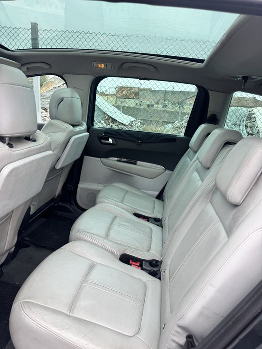 Peugeot 5008 1.6HDi Exclusive 7L