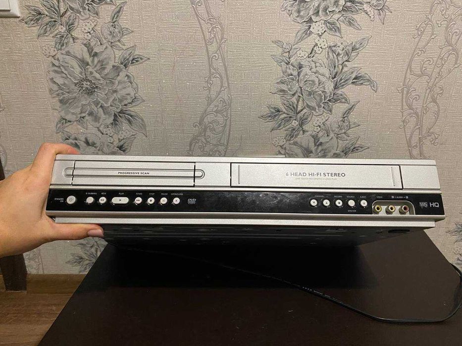 dvd-vhs комбайн philips dvd755vr