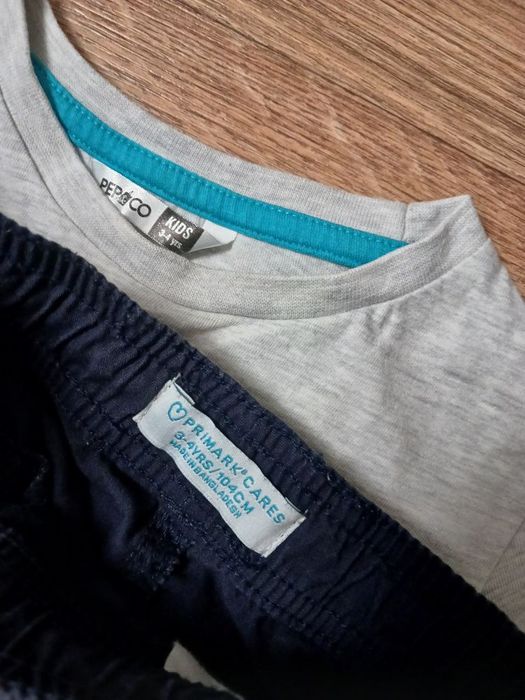 Комплект бейс, футболка,шорти діно ,hm 3-4,98-104