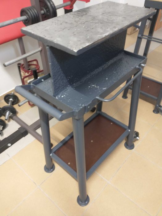 Duże Kowadło waga 55 kg z podstawą