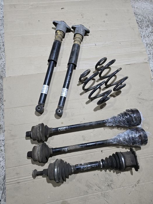 Полуось задняя передняя Audi A6 C5 4B0501203C привод шрус ауди а6 с5