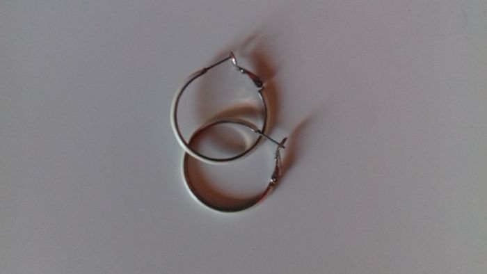 Argolas Brancas e Douradas H&M