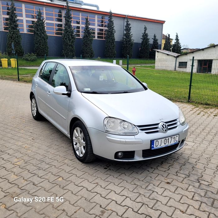 Sprzedam Golf 5 1.9tdi 105km