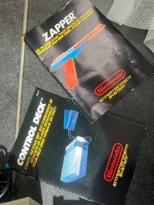 Konsola Nintendo NES Pistolet 2 Pady i Gra