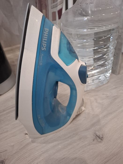 Утюг  Philips Power Life в гарному  стані