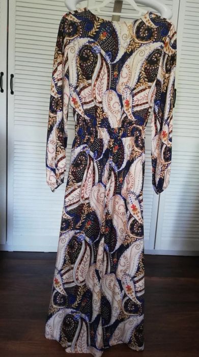 Sukienka maxi Top Secret 36 S motyw wzór rozporki wesele komunia impre