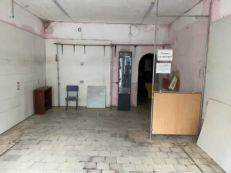 ПРОДАЖ - Нежитлові приміщення 1-го поверху, площею 33,9 кв.м. м.Львів