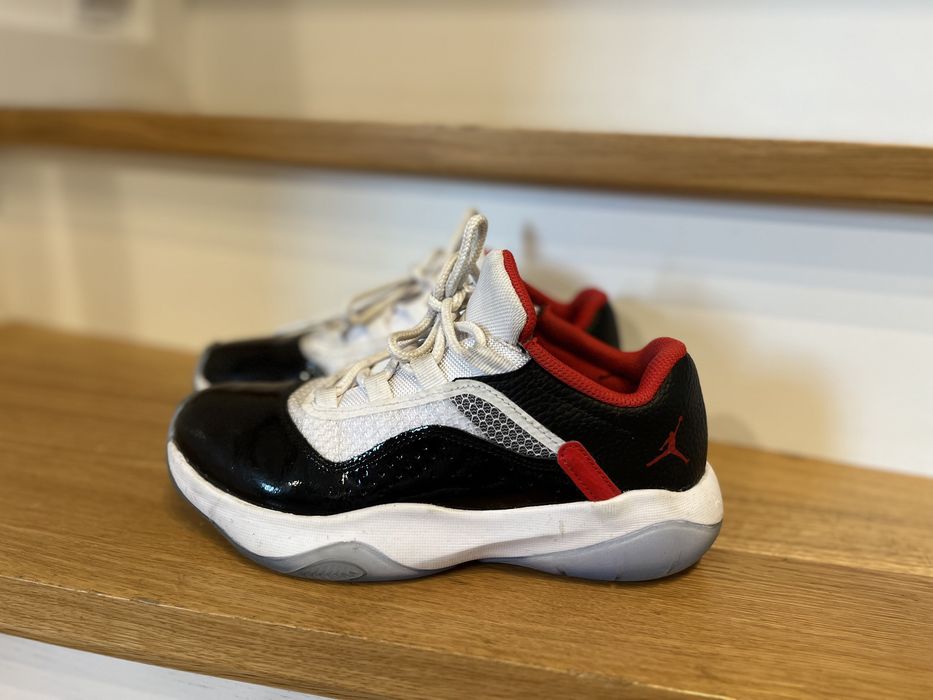 Buty AIR JORDAN 11 CMFT low 36,5