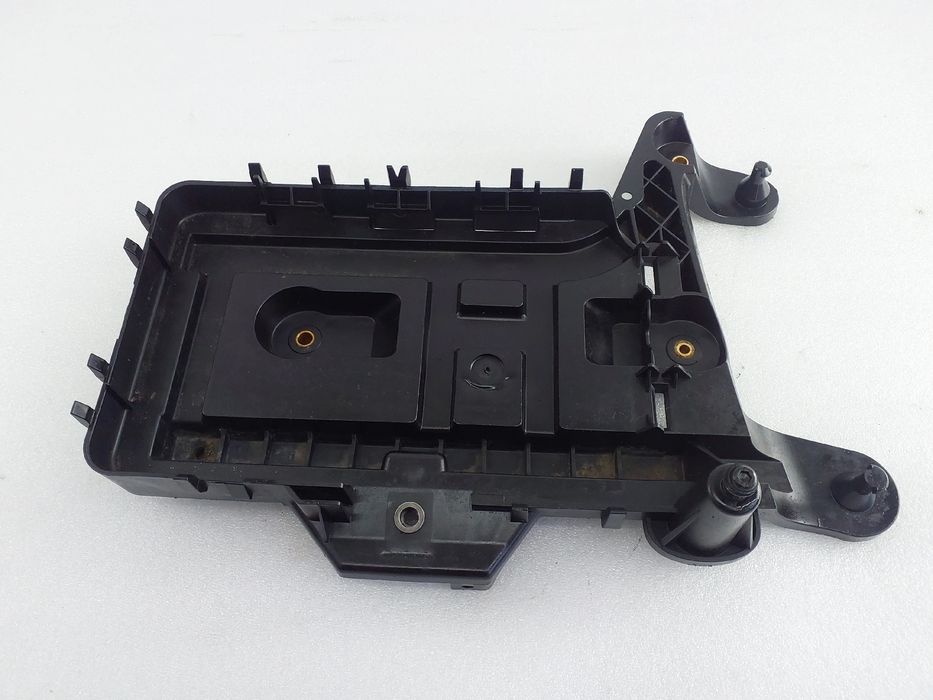 Base / caixa da bateria SKODA Octavia II Hatchback (1Z3)