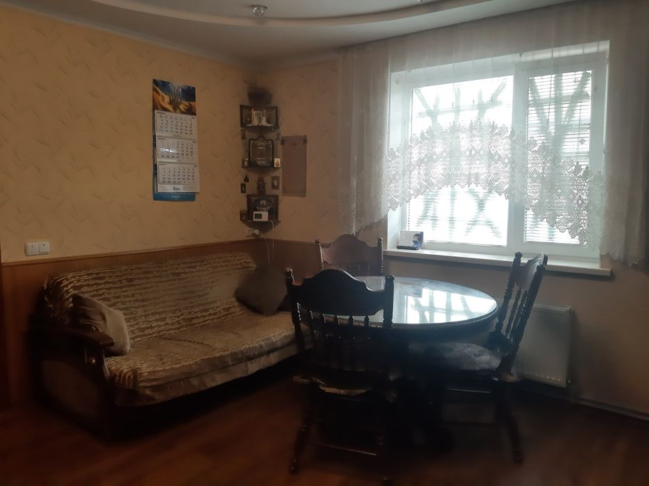 Дом-2 комн.разд. 77 м.кв. 2009 г. в/у, ремонт,6 Слободская -Погранична