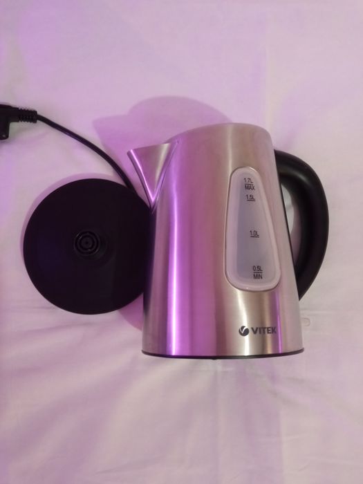 Чайник Vitek 7007