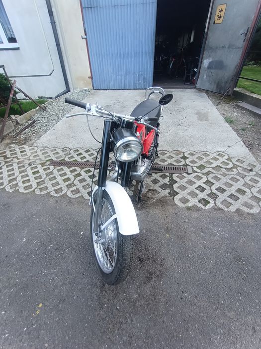 Motocykl Wsk 175
