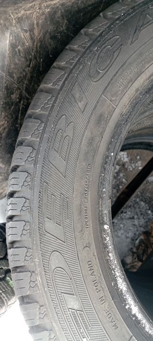Debica 145 70 r13 4шт 2шт шини зимові таврія матіз QQ резина з Європи