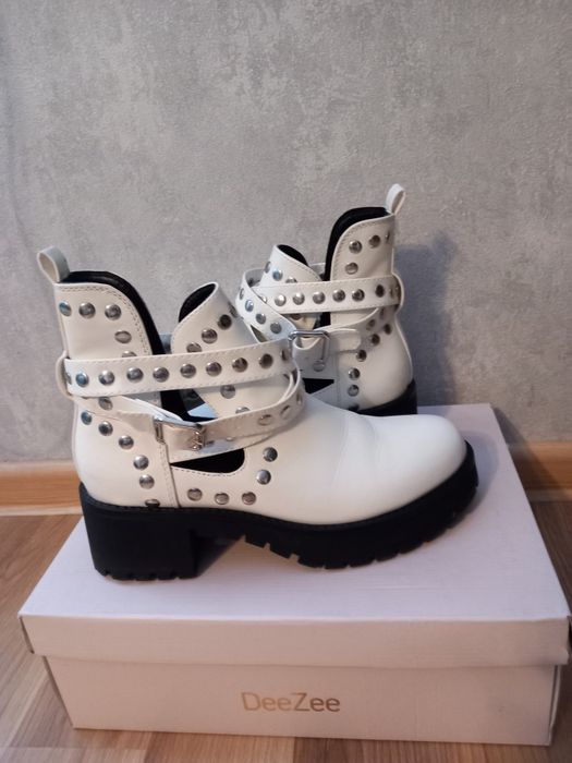 Buty przejściowe