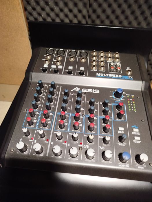 Alesis Multimix8 USB FX