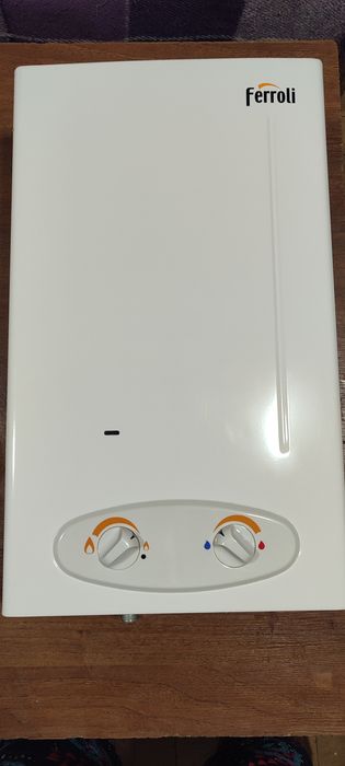 Газова колонка (водонагрівач)