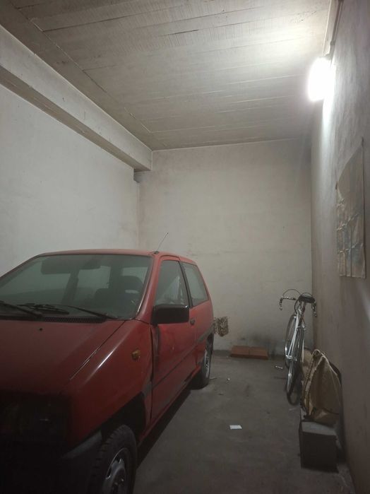 Garagem Fechada para Alugar nas Caldas da Rainha