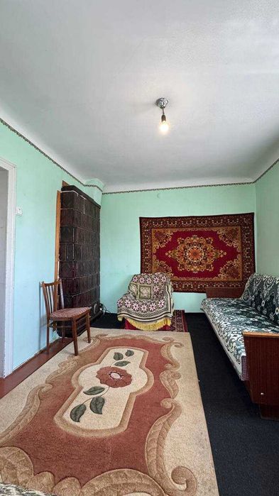 Будинок, господарство в с. Кисилів (кіцманський район) площею 47 м2.