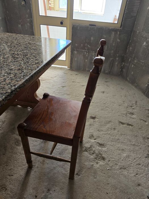 Mesa granito + 6 cadeiras