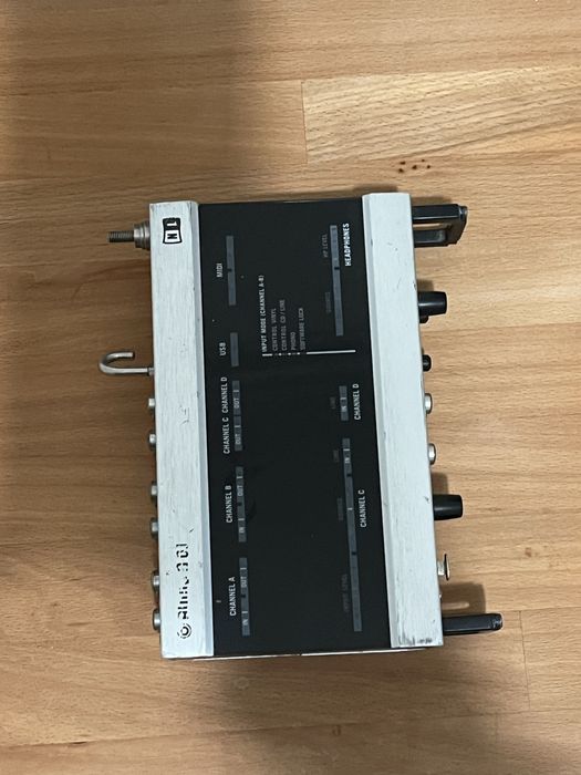 Placa de som - NI Audio 8