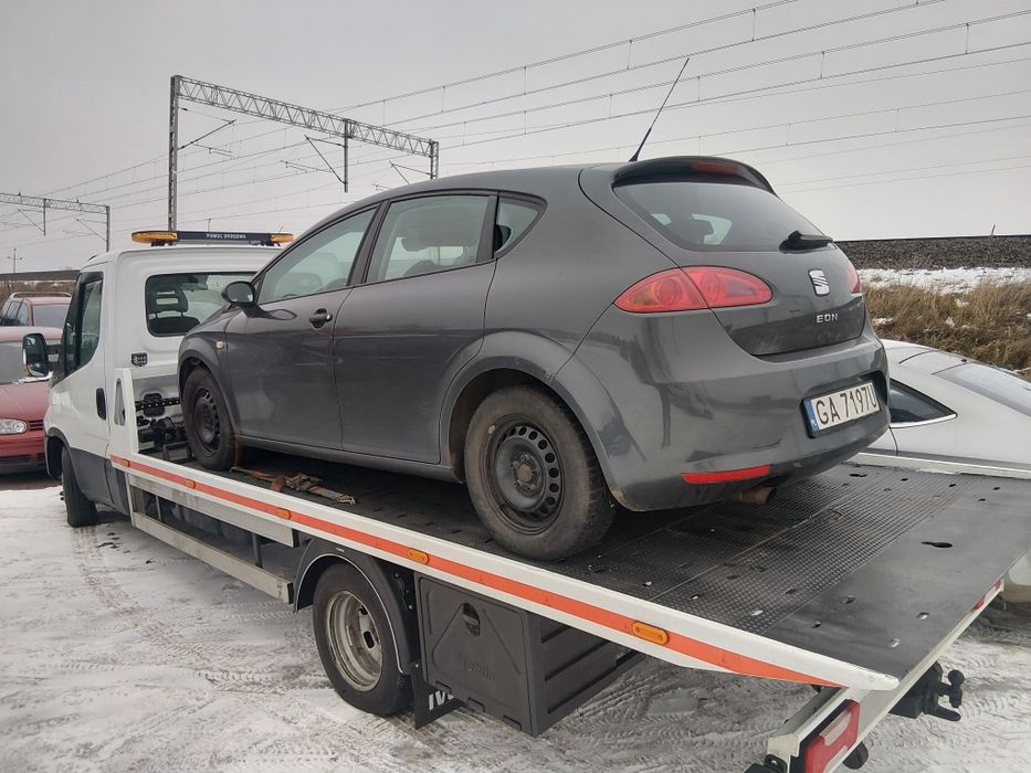Seat leon II na części