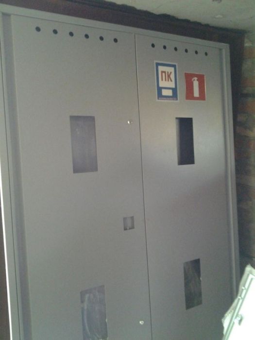 ЕлектроЩитовые двери