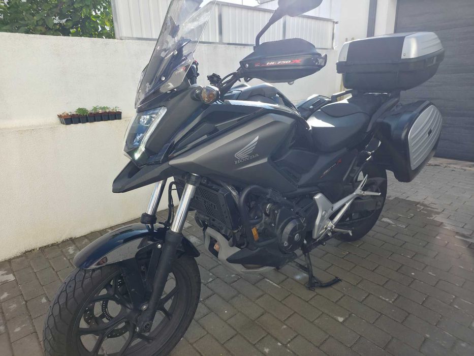 Honda NC750X -  30 900km c/ Extras - Excelente
