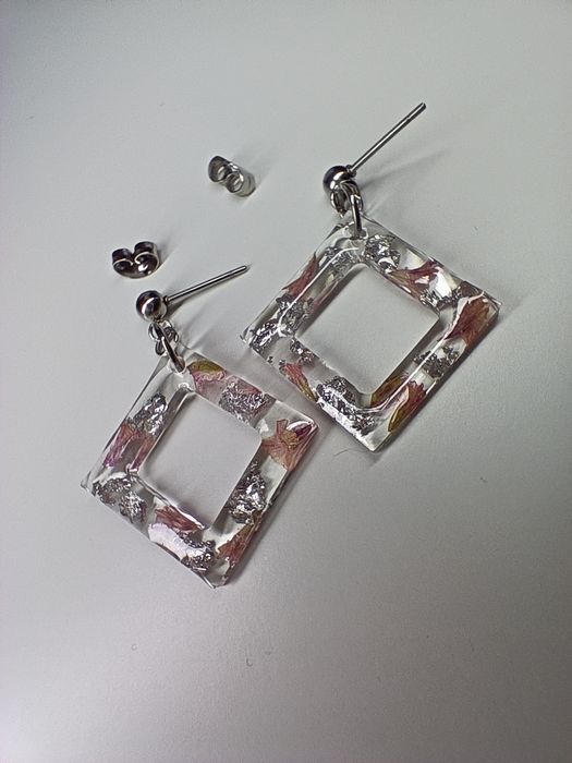 Kolczyki stal chirurgiczna żywica