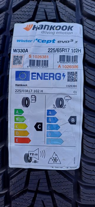 225/65R17 102H HANKOOK , komplet nowych opon zimowych.