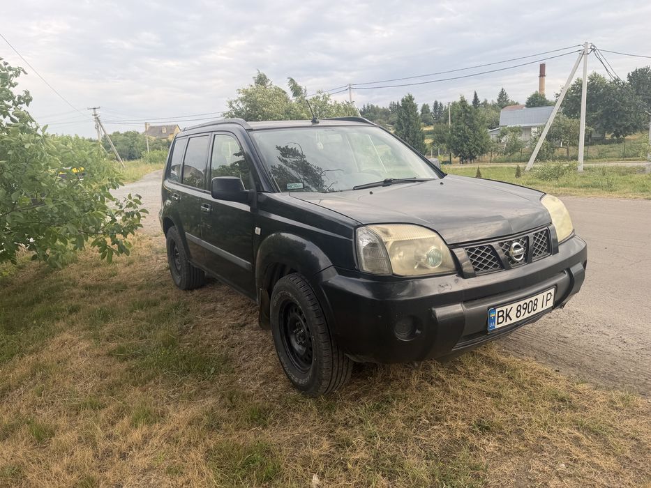 Продам нісан не находу