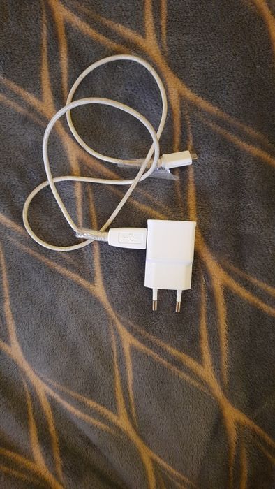 Планшет Samsung Galaxy Tab4